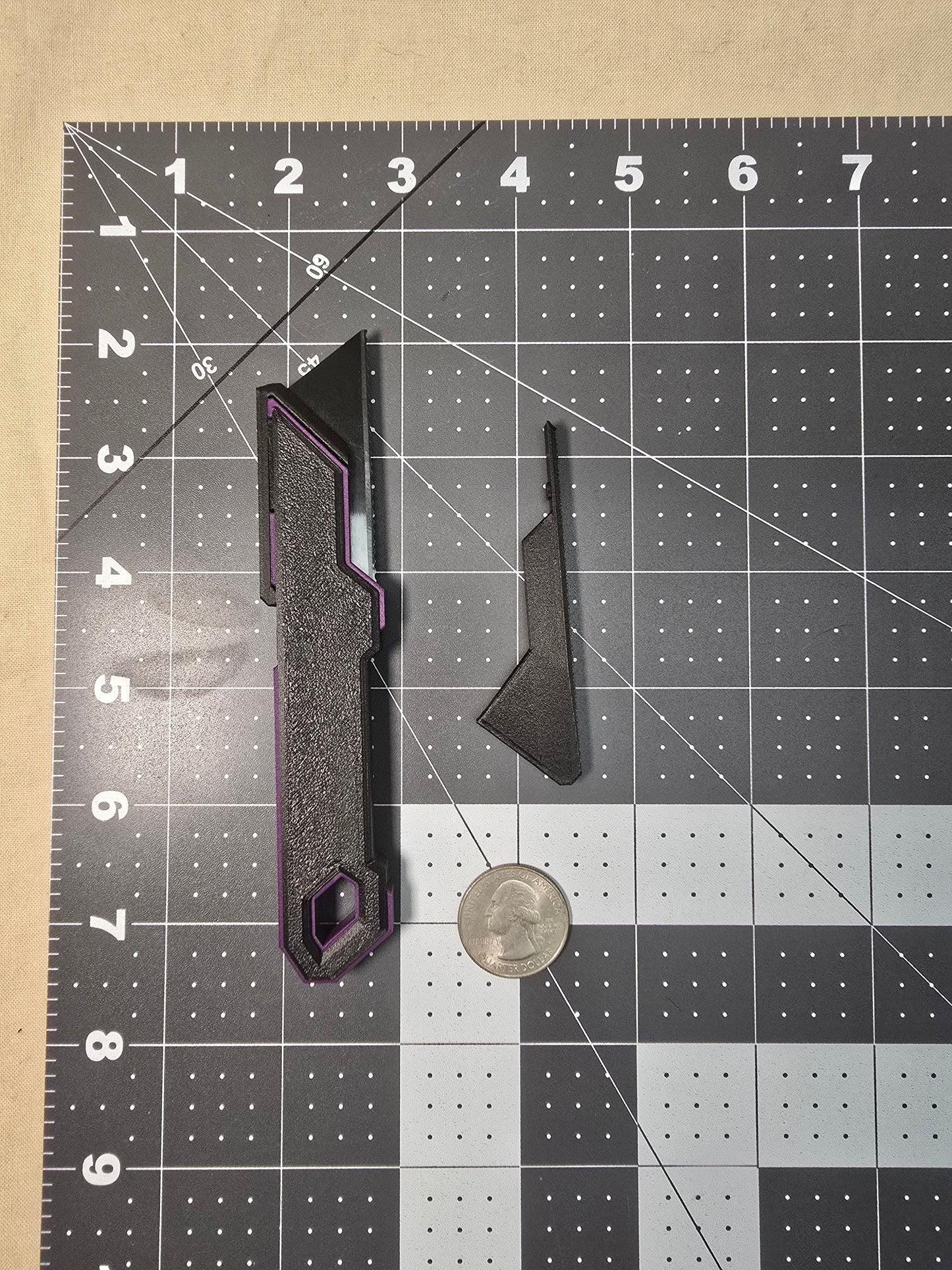 Grimace's cake cutter